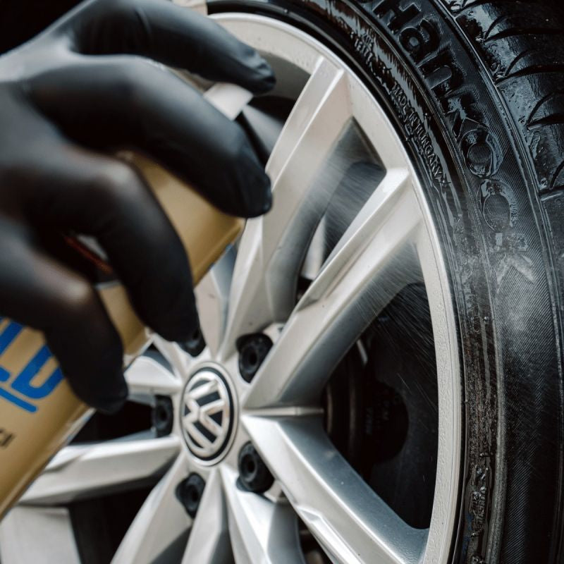 K2 BOLD Spray para Pneus – Brilho Imediato, Proteção UV e Resultado Duradouro