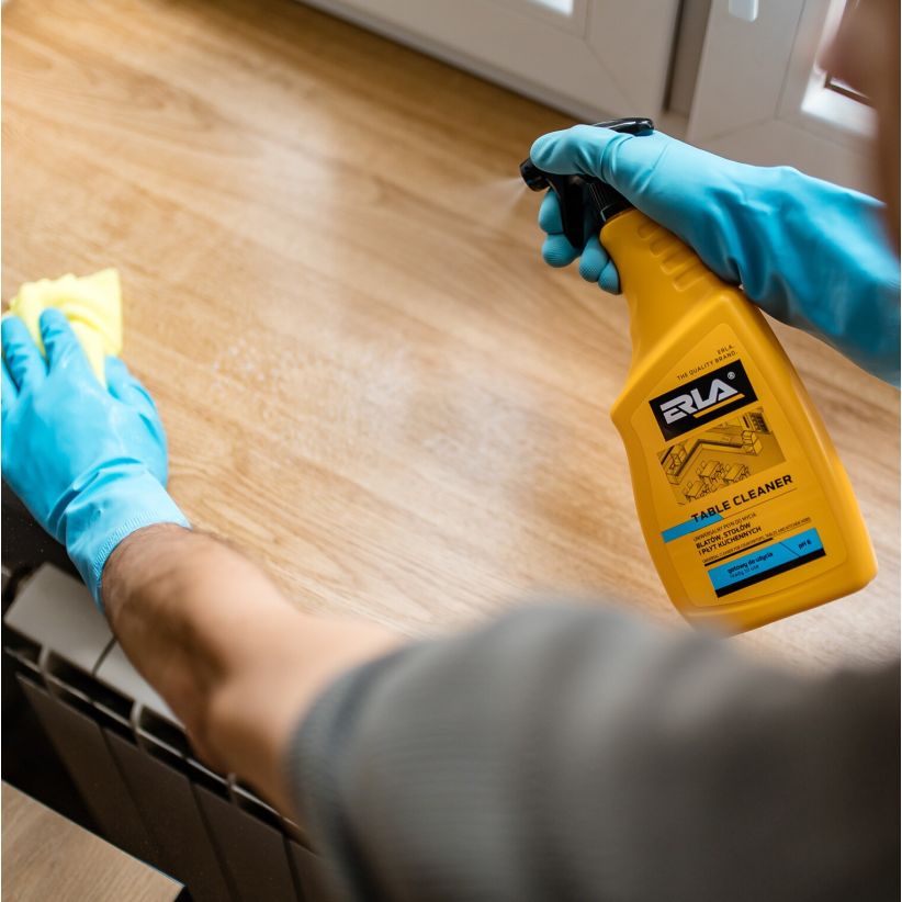 ERLA TABLE CLEANER 750ml – Limpeza Rápida Profissional para Mesas e Superfícies (Sem Marcas)