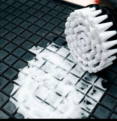 K2 BRILL – ESCOVA PARA LIMPEZA DE ESTOFOS E SUPERFÍCIES